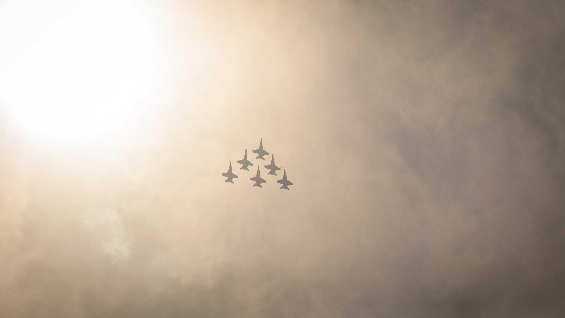 HR做员工满意度调查，从发问卷到出报告只要半小时